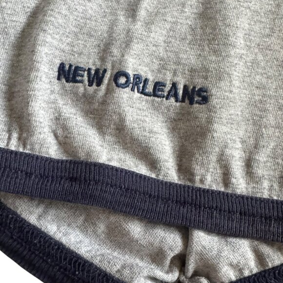Vintage 90s Planet Hollywood New Orleans T-Shirt XL – Made in USA – V-Neck Ringe - Picture 6 of 11